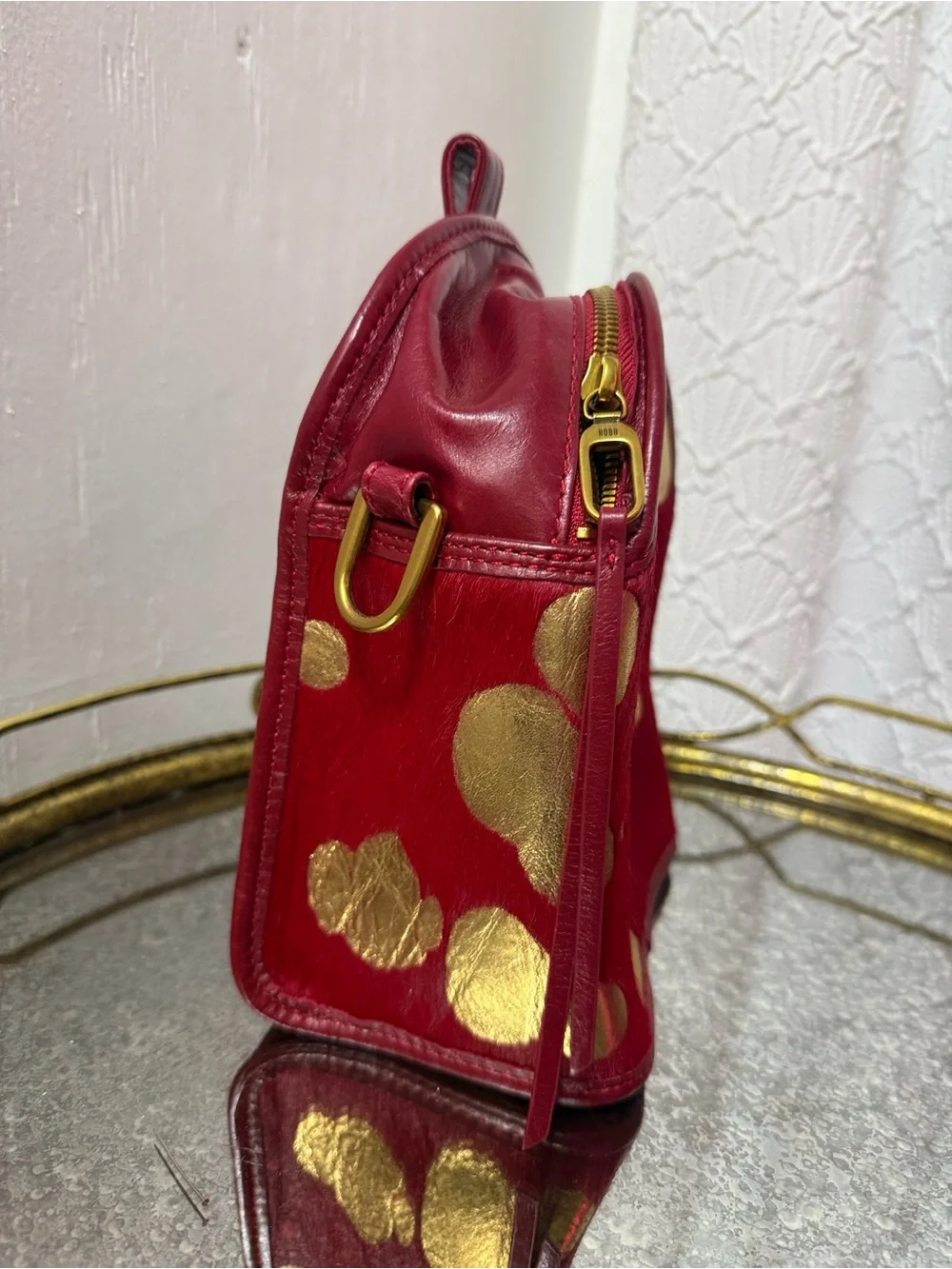 N/A stylish red